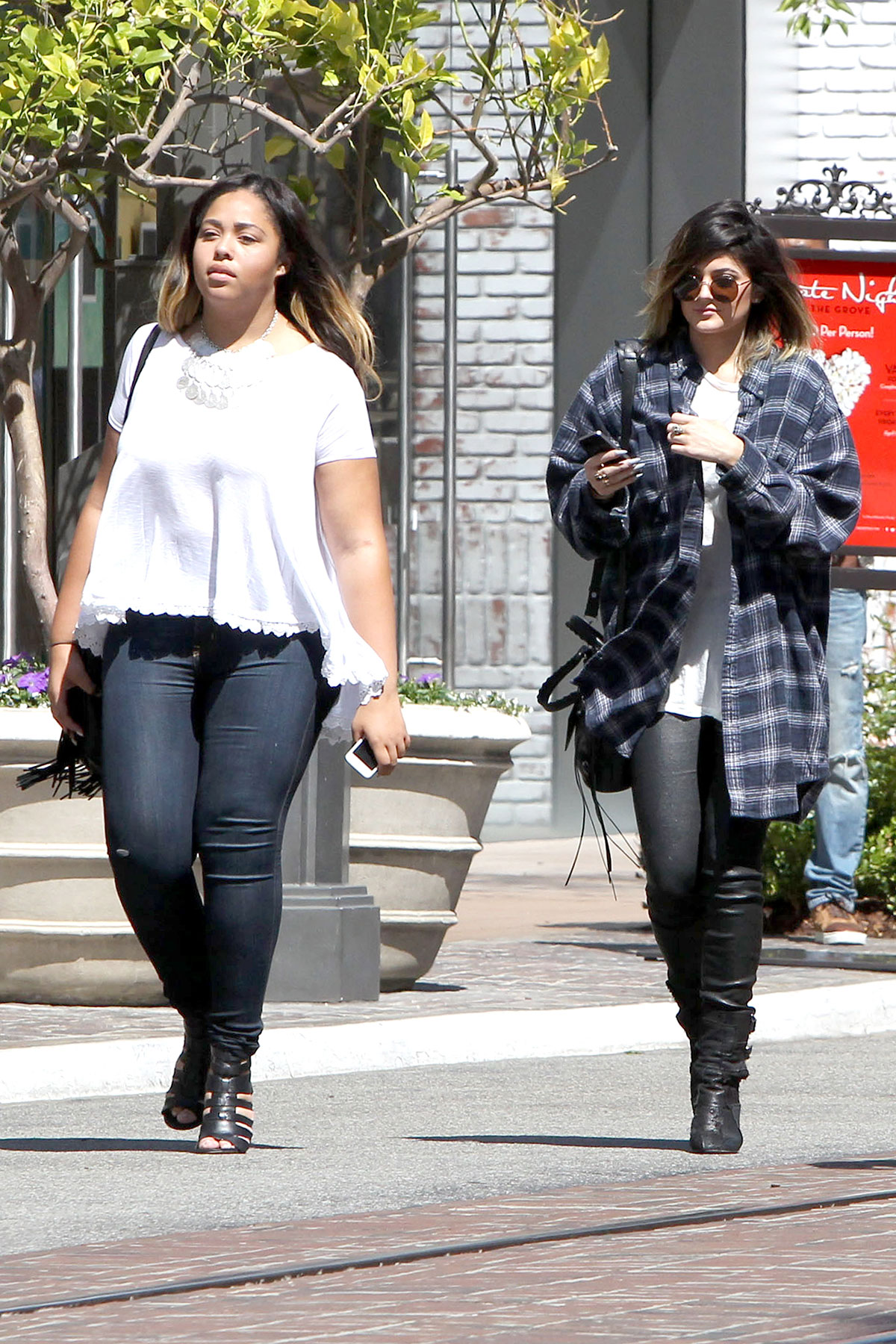Access_Kardashian_4.jpg