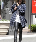 Access_Kardashian_18.jpg