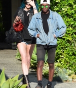 Access_Kardashian_3.jpg