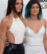 Access_Kardashian_14.jpg