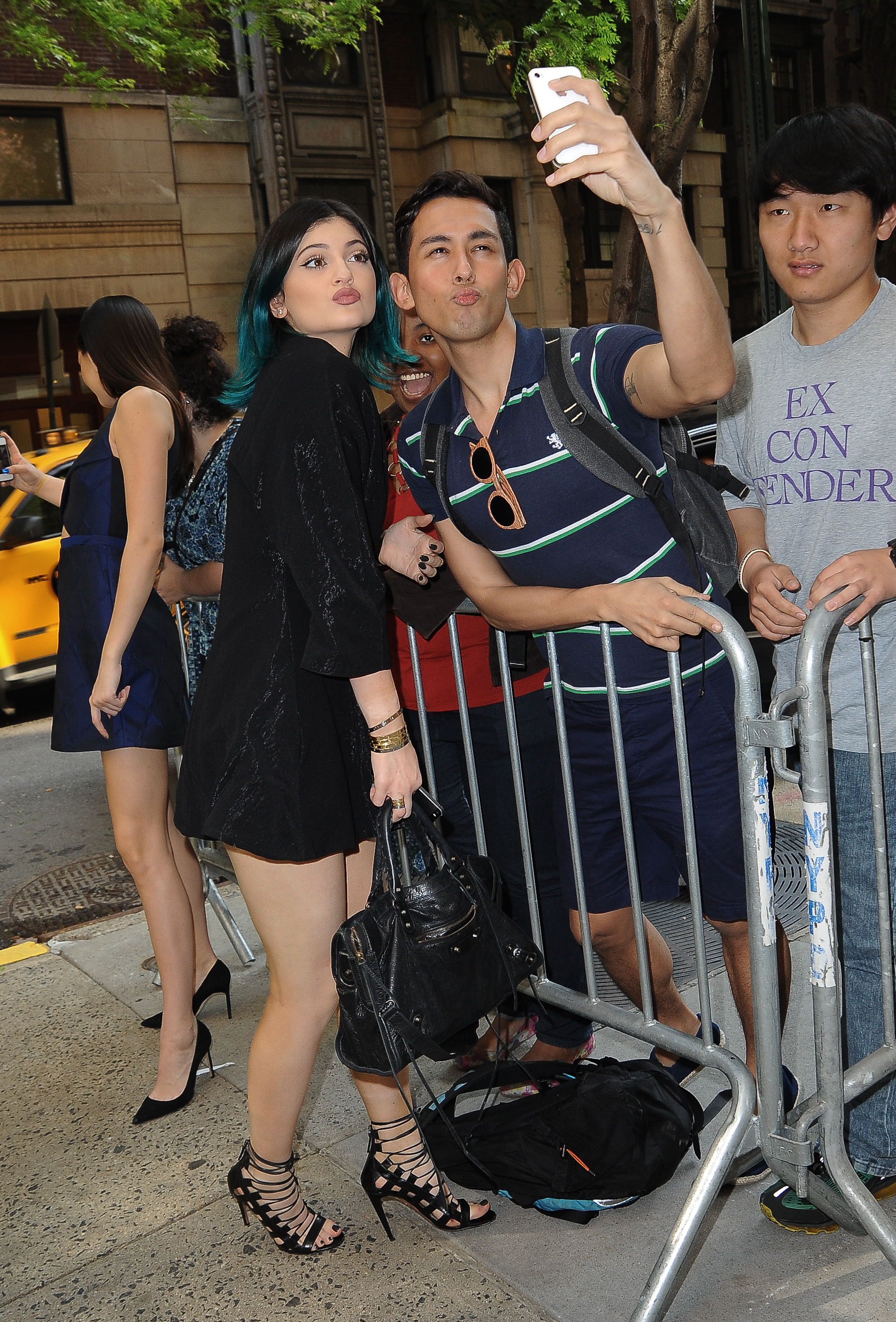 Access_Kardashian_7.jpg