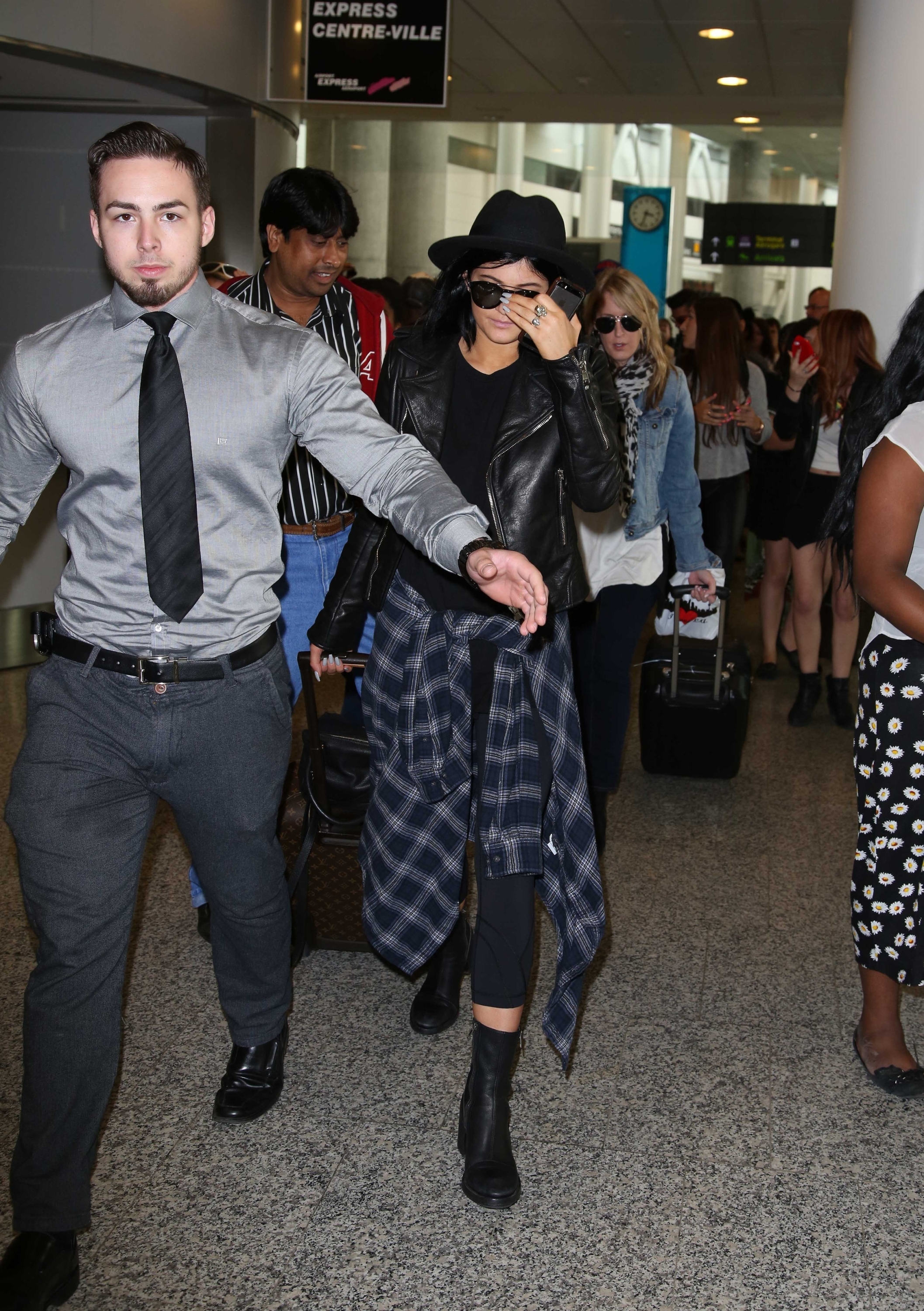 Access_Kardashian_5.jpg