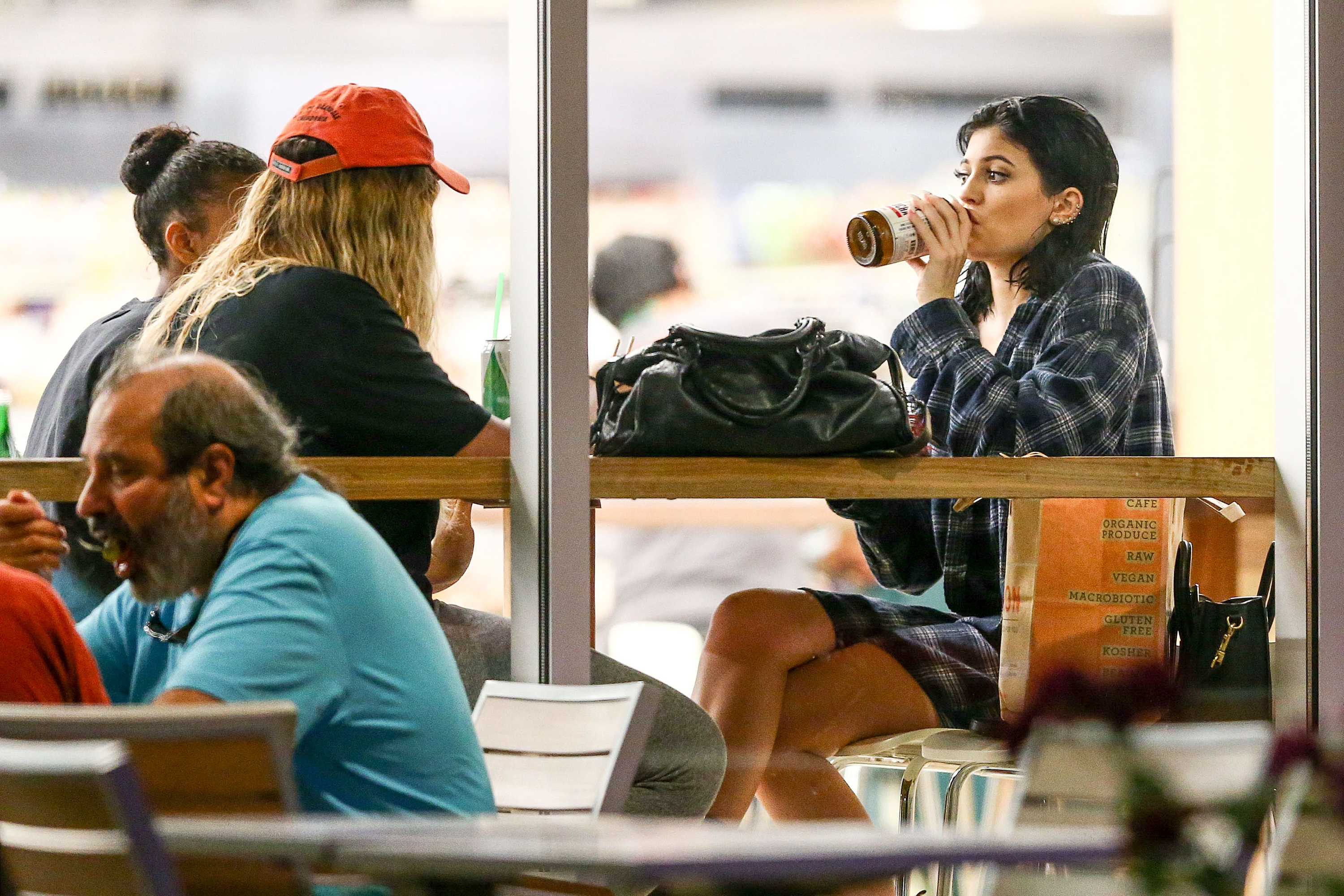 Access_Kardashian_34.jpg