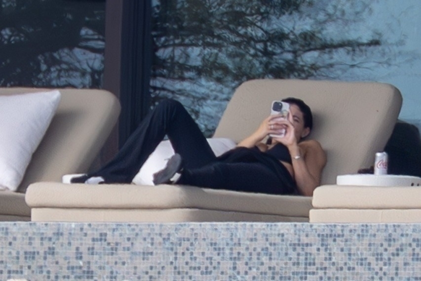 Access_Kardashian_1.jpg