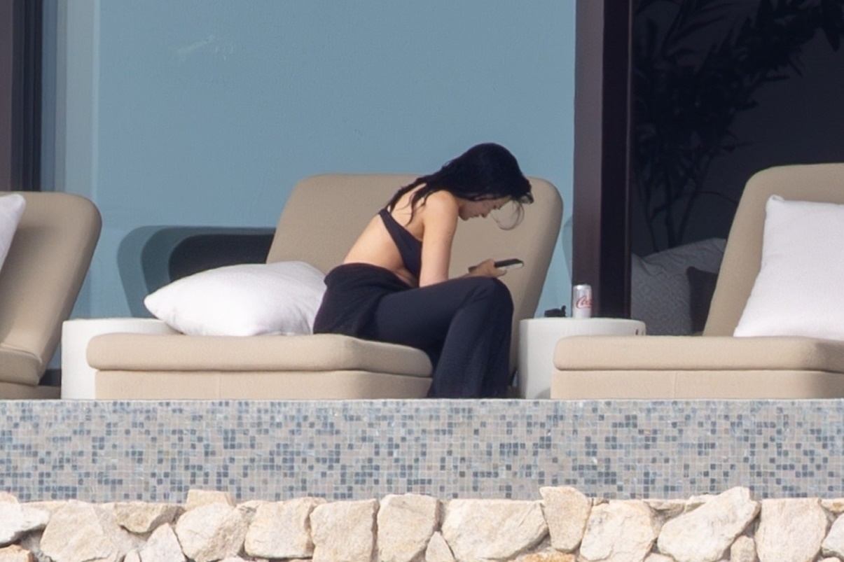 Access_Kardashian_5.jpg