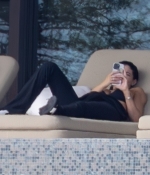 Access_Kardashian_1.jpg