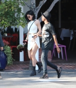 Access_Kardashian_5.jpg