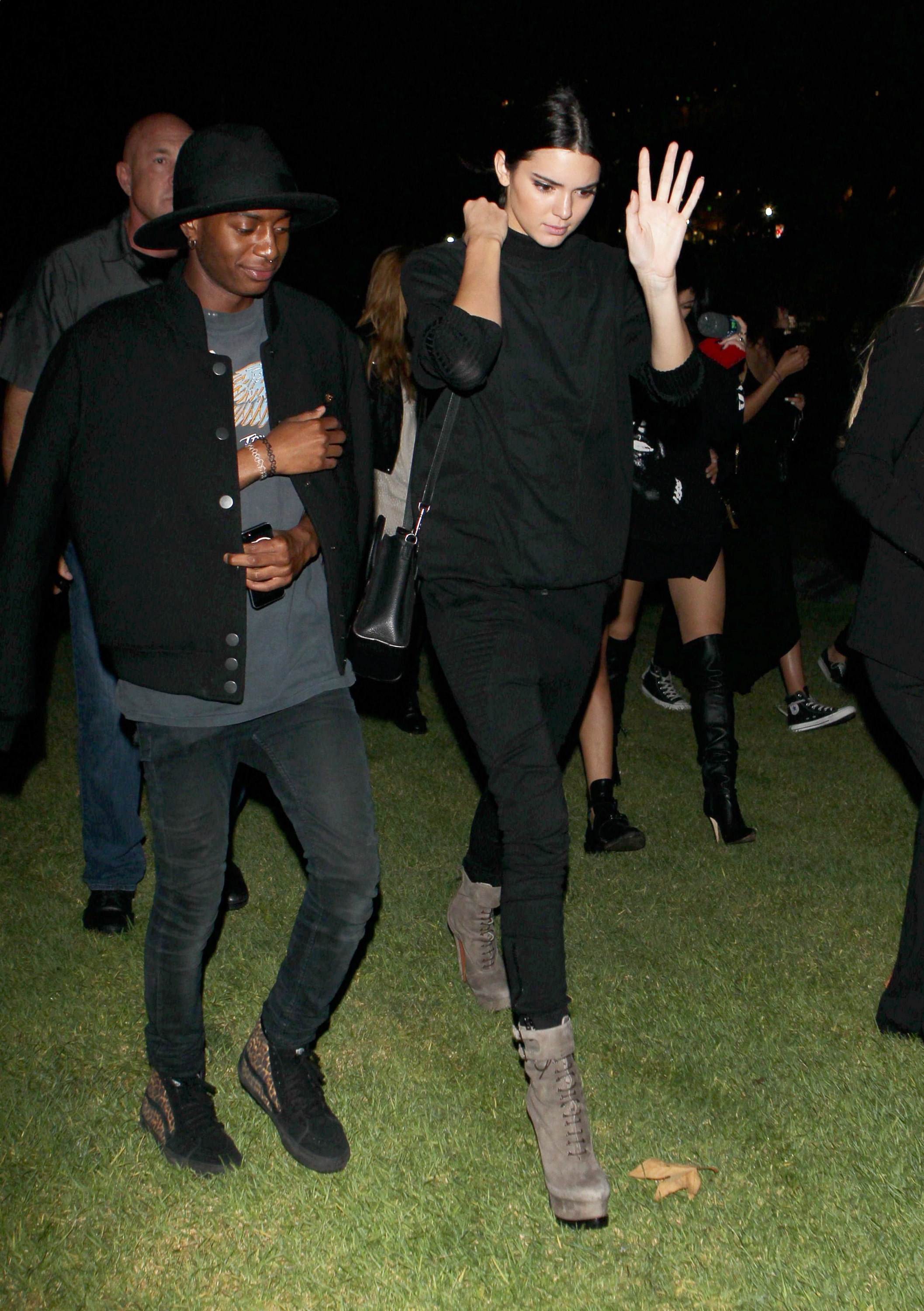 Access_Kardashian_1~0.jpeg