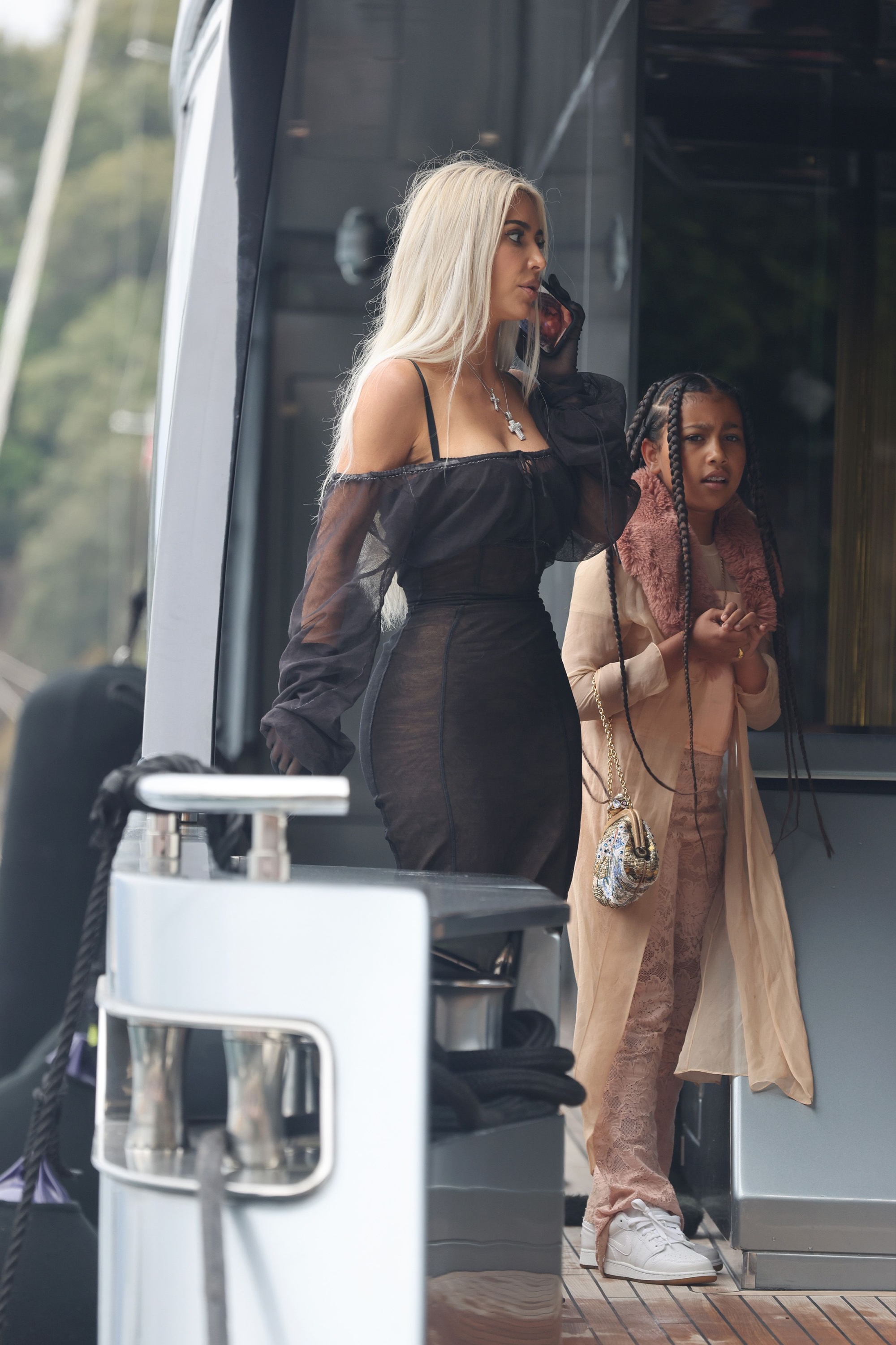 Access_Kardashian_090.jpg