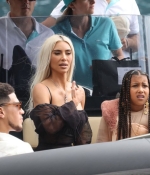 Access_Kardashian_086.jpg