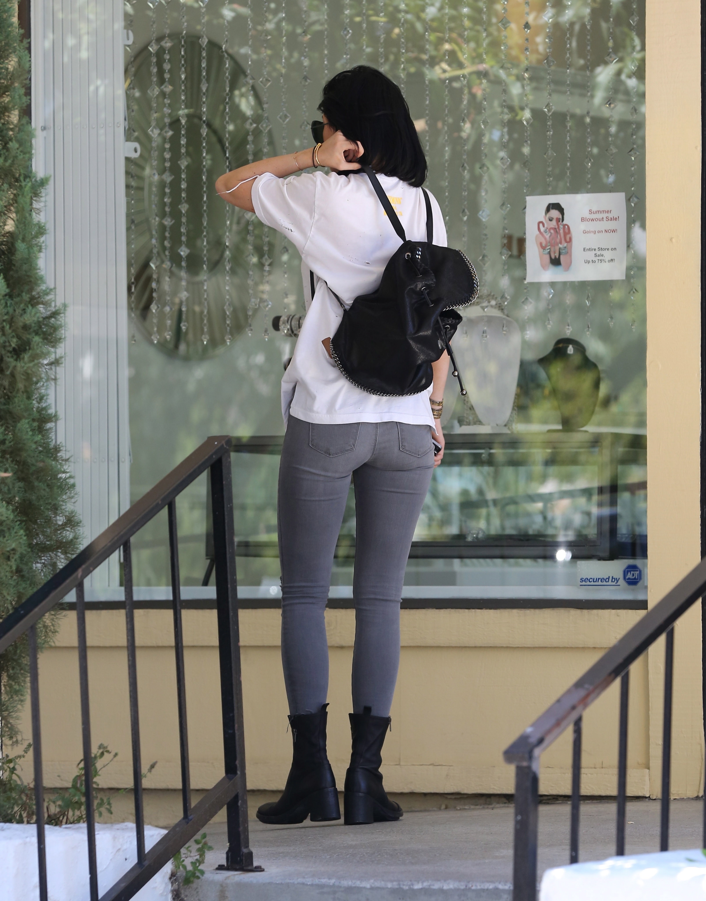 Access_Kardashian_1.jpg