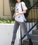 Access_Kardashian_5.jpg