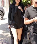 Access_Kardashian_3.jpg