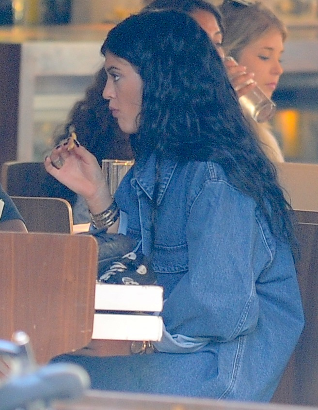 Access_Kardashian_1.jpg