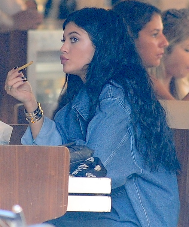 Access_Kardashian_9.jpg