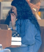 Access_Kardashian_3.jpg