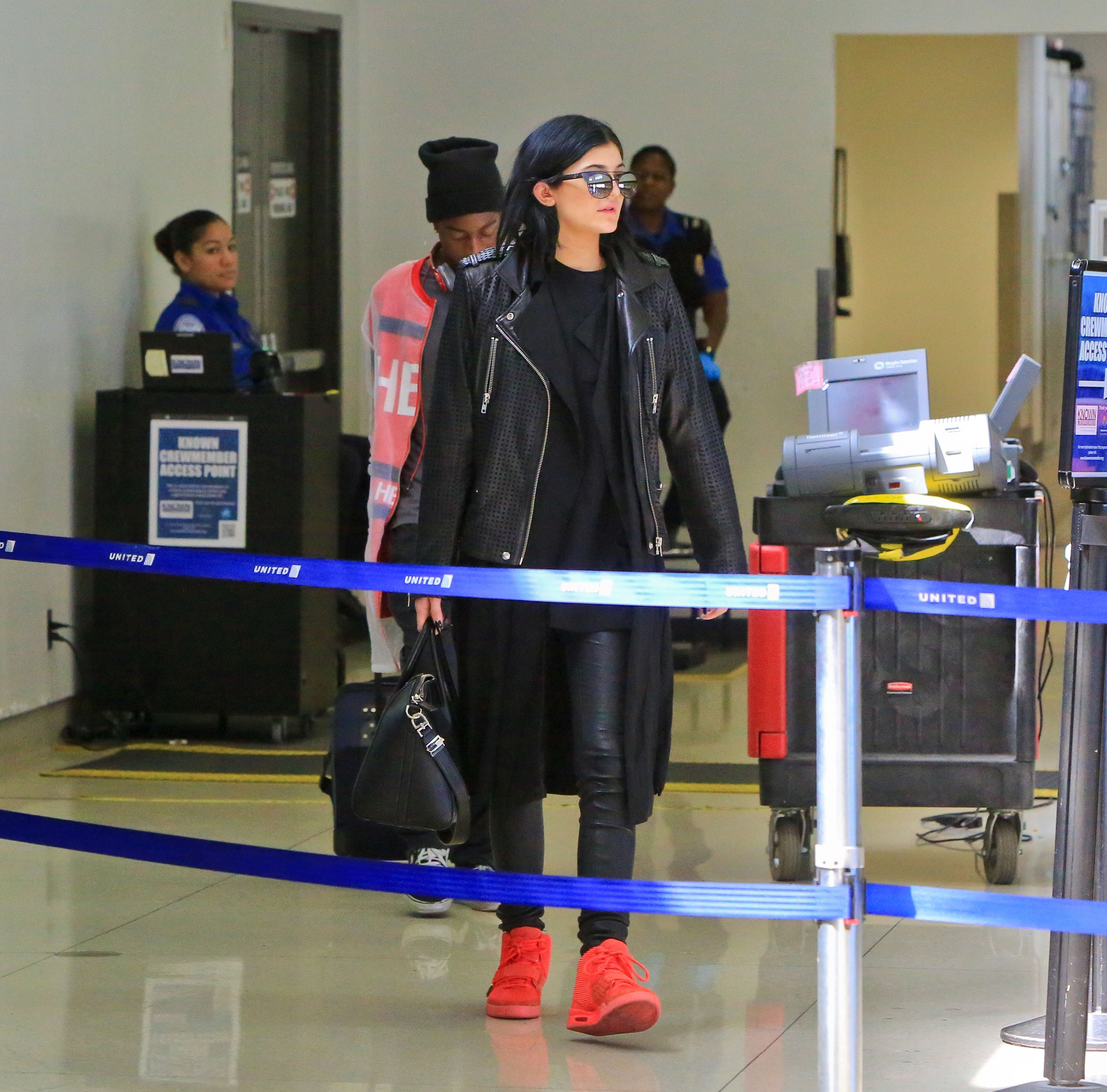 Access_Kardashian_12.jpg