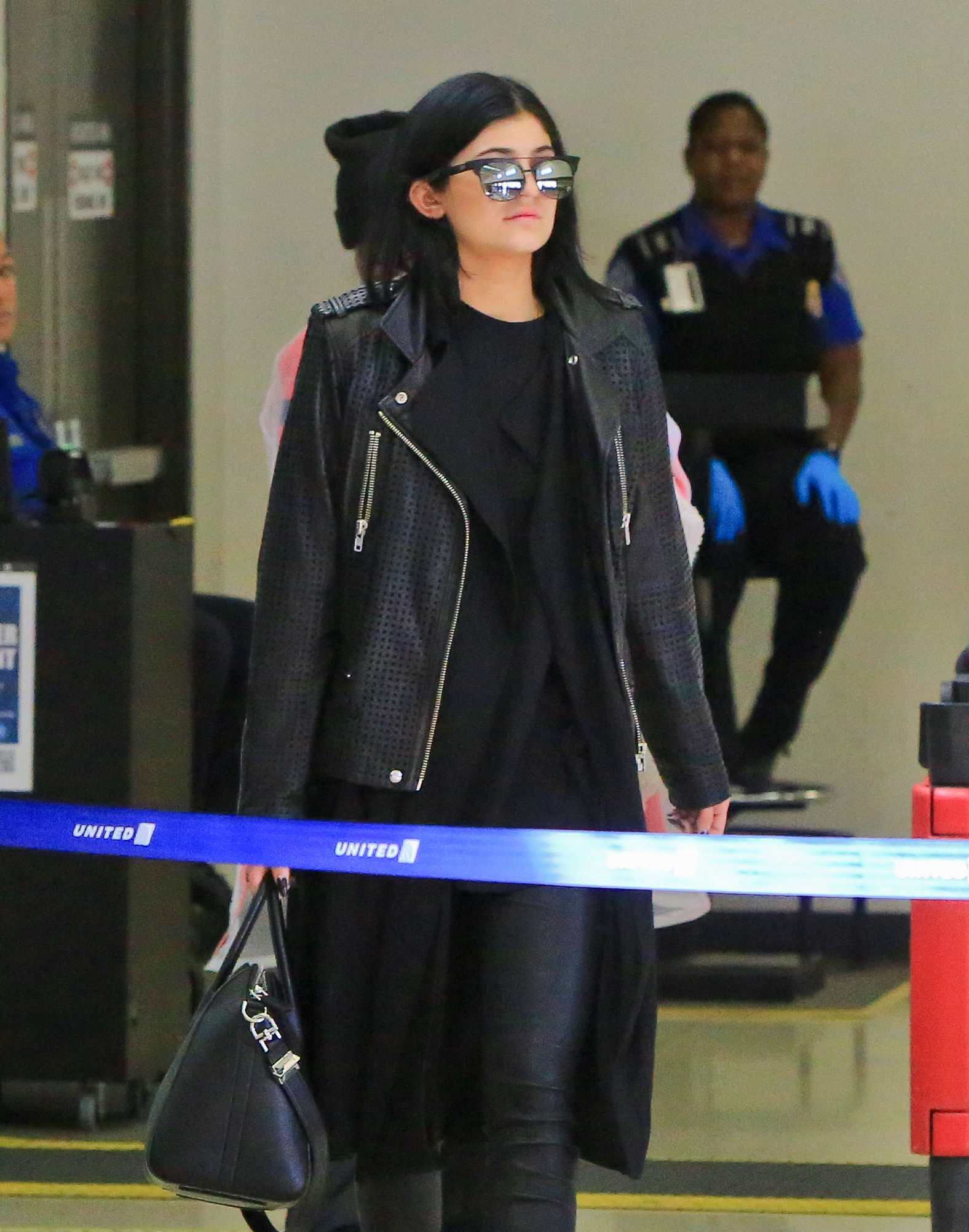 Access_Kardashian_13.jpg
