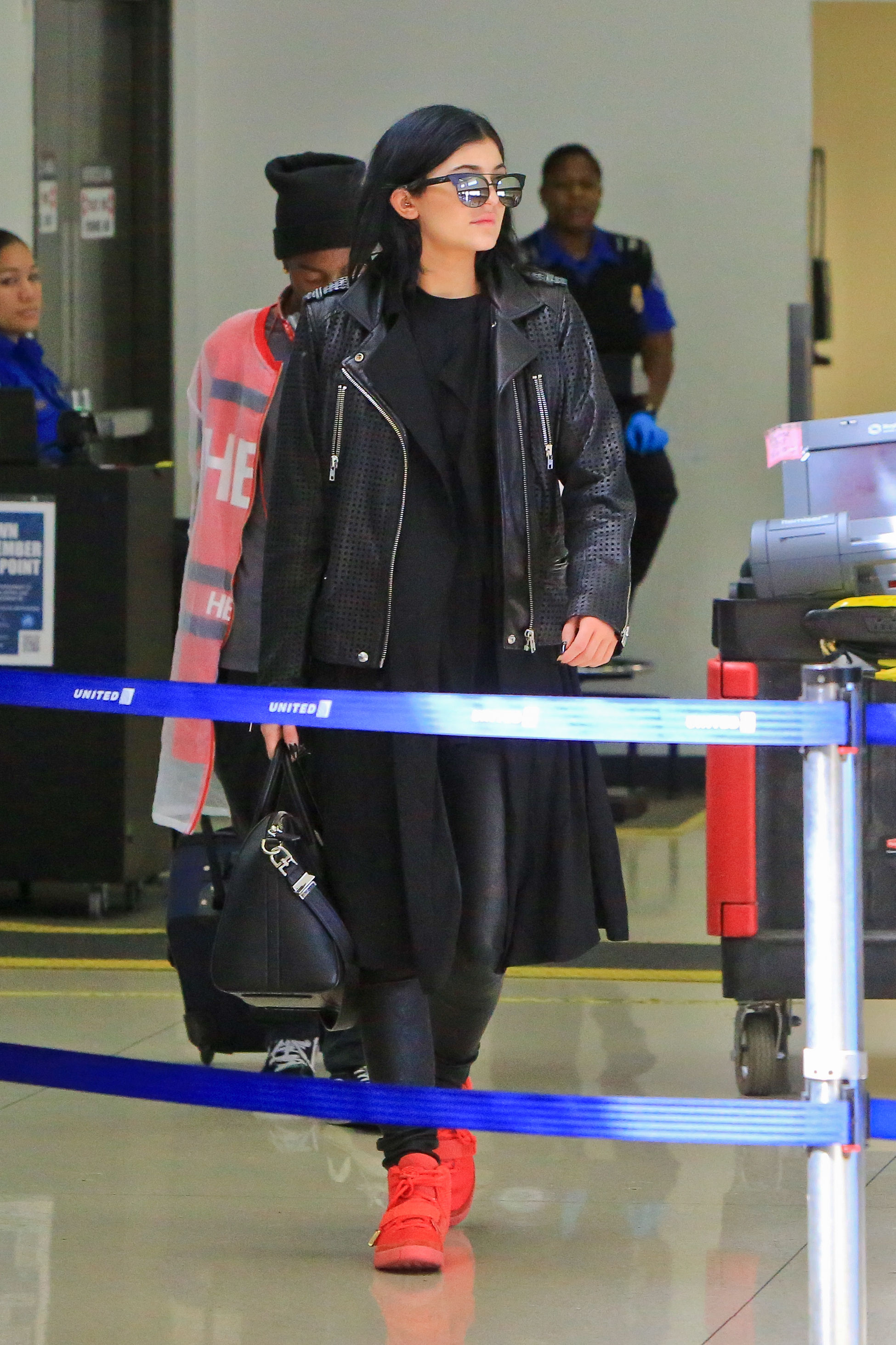 Access_Kardashian_3.jpg