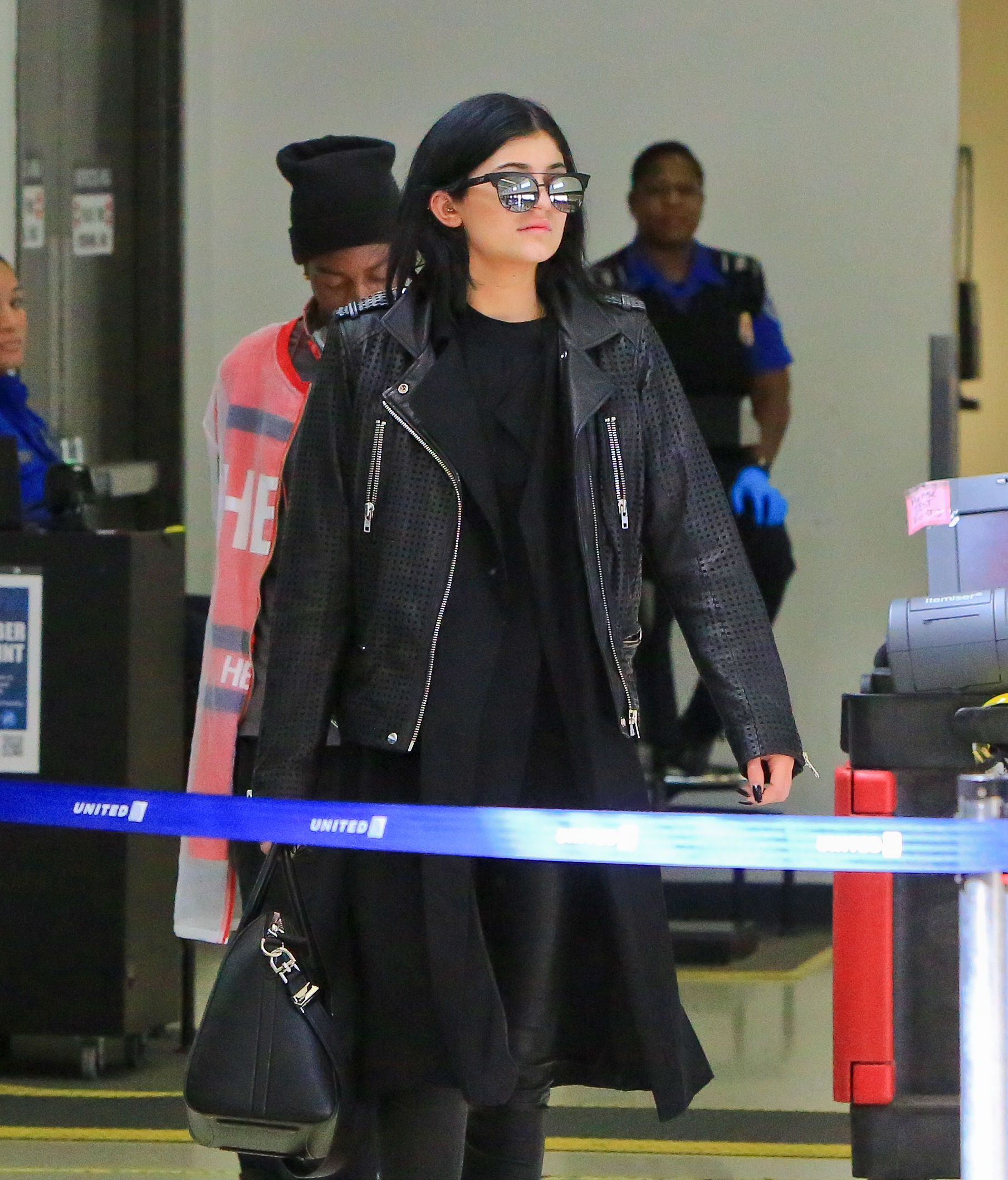 Access_Kardashian_8.jpg
