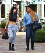 Access_Kardashian_1.jpg