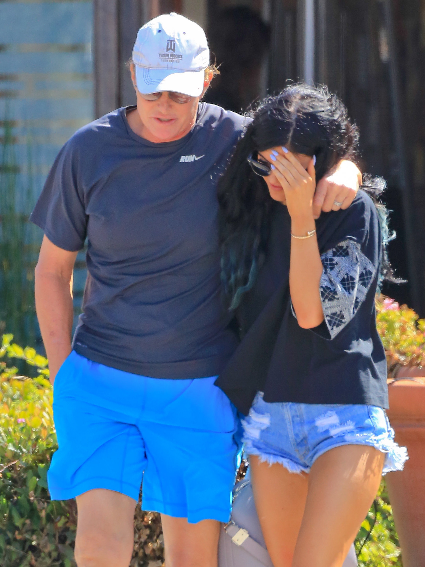 Access_Kardashian_3.jpg