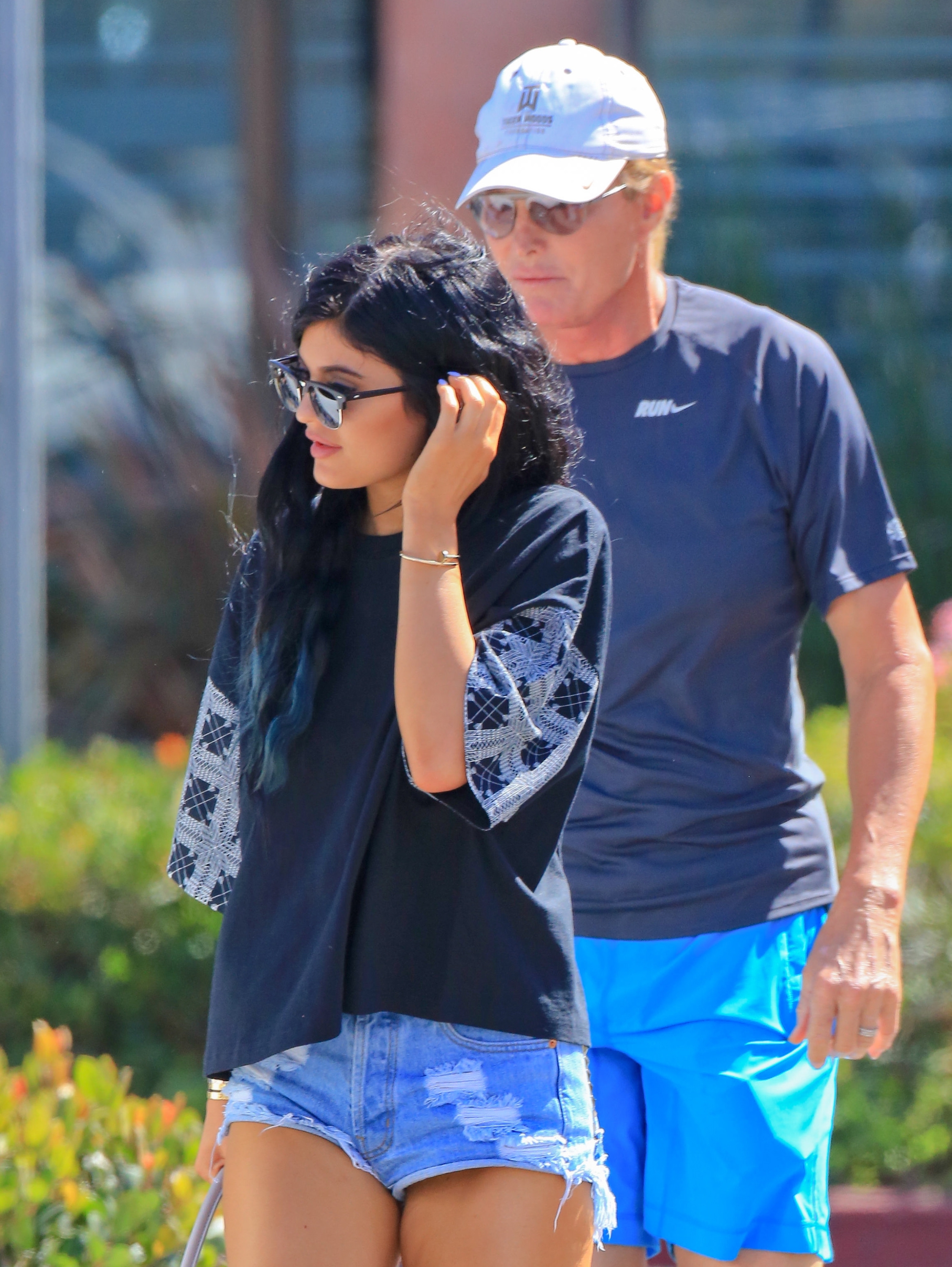 Access_Kardashian_5.jpg