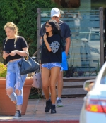 Access_Kardashian_14.jpg
