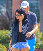 Access_Kardashian_8.jpg