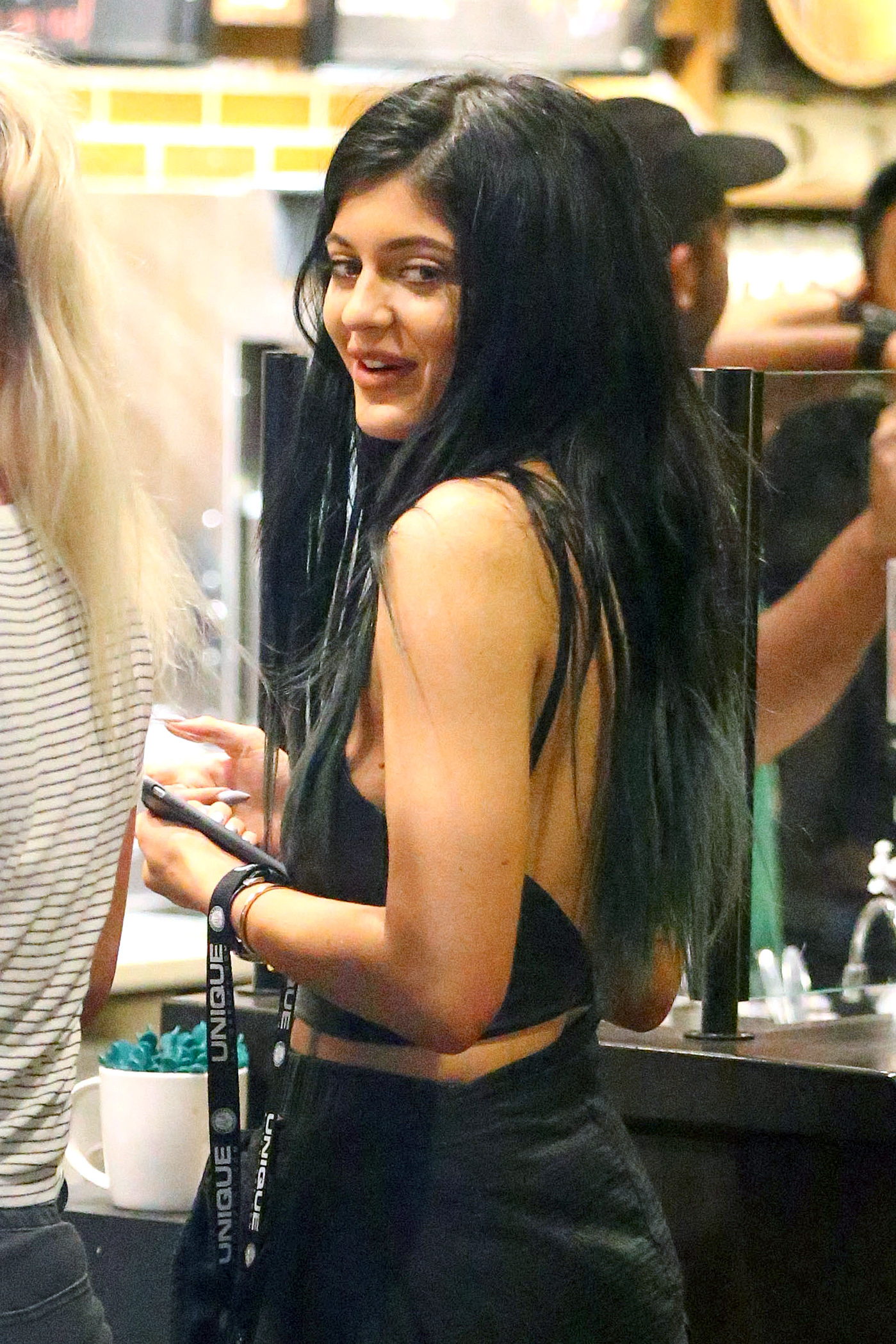 Access_Kardashian_10.jpg