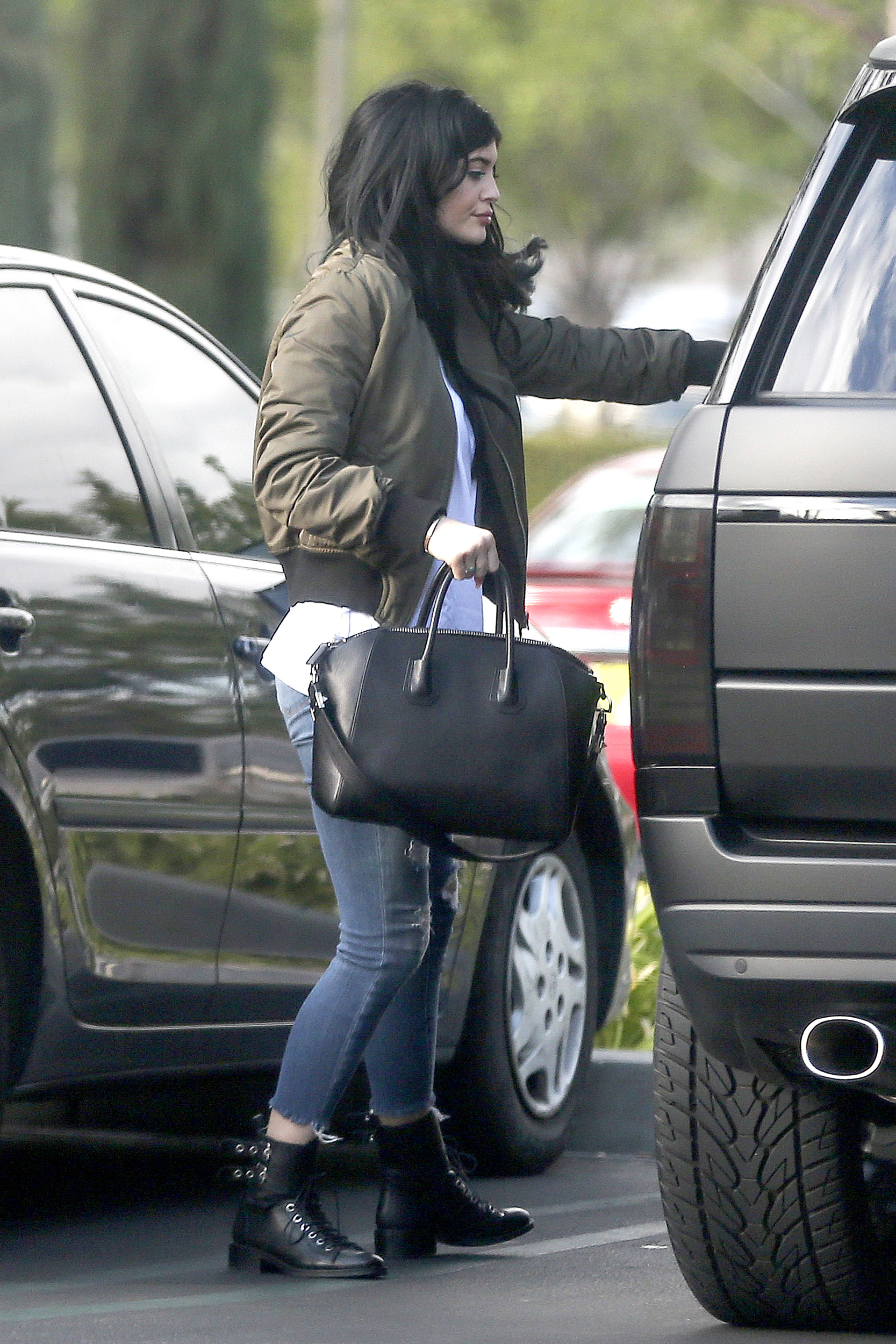 Access_Kardashian_1.jpg