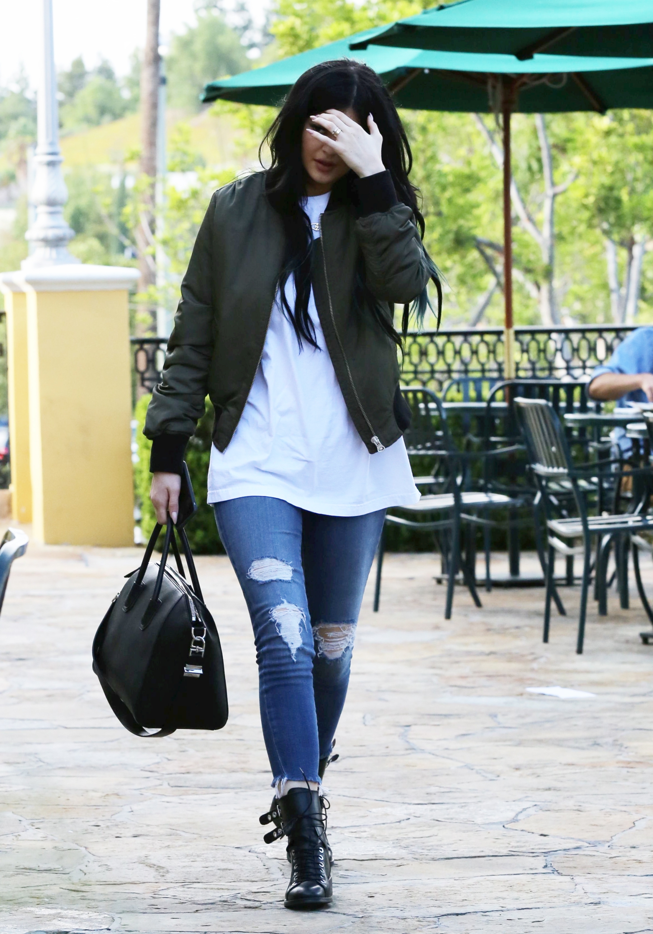 Access_Kardashian_14.jpg