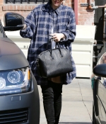 Access_Kardashian_6.jpeg