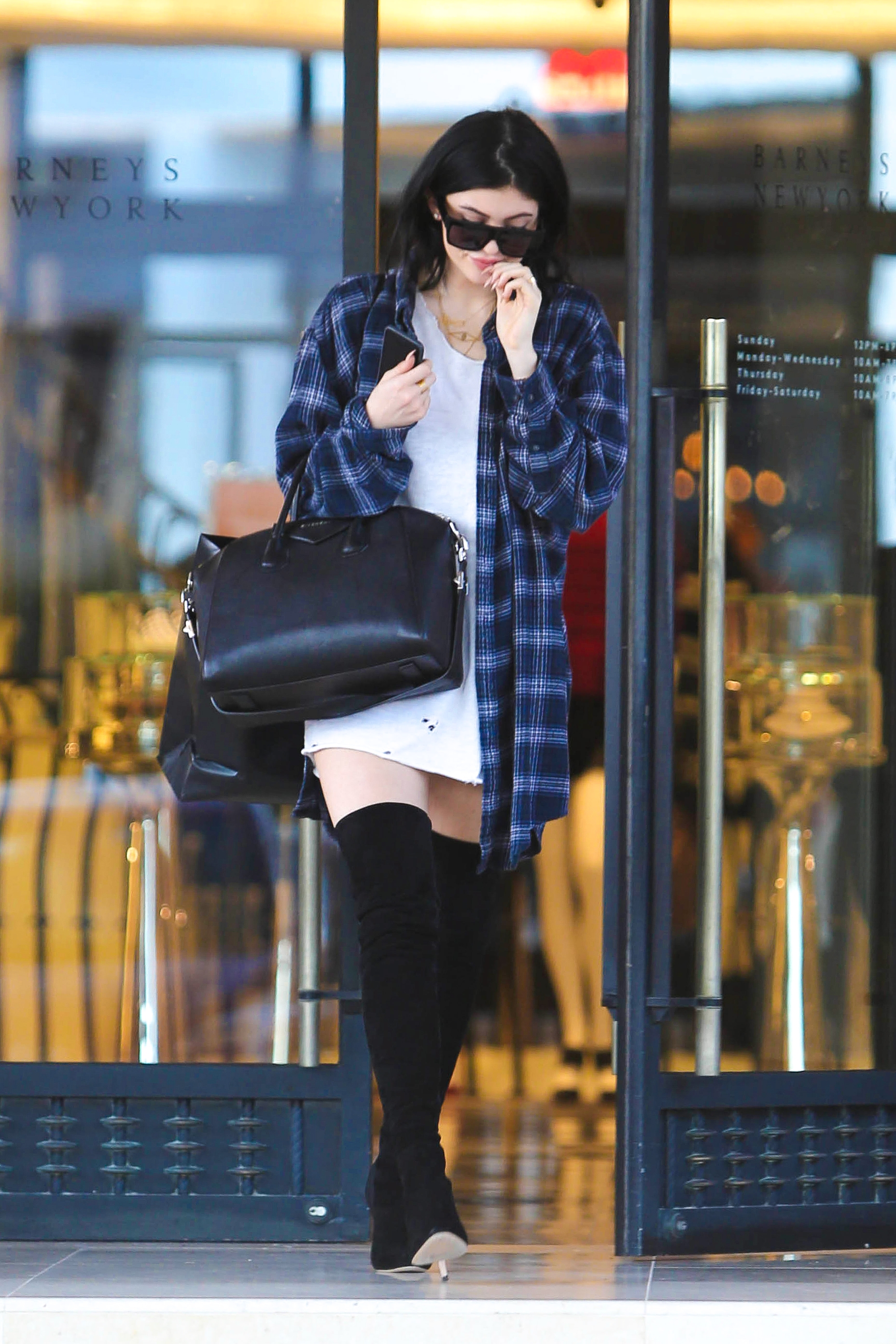Access_Kardashian_5.jpg