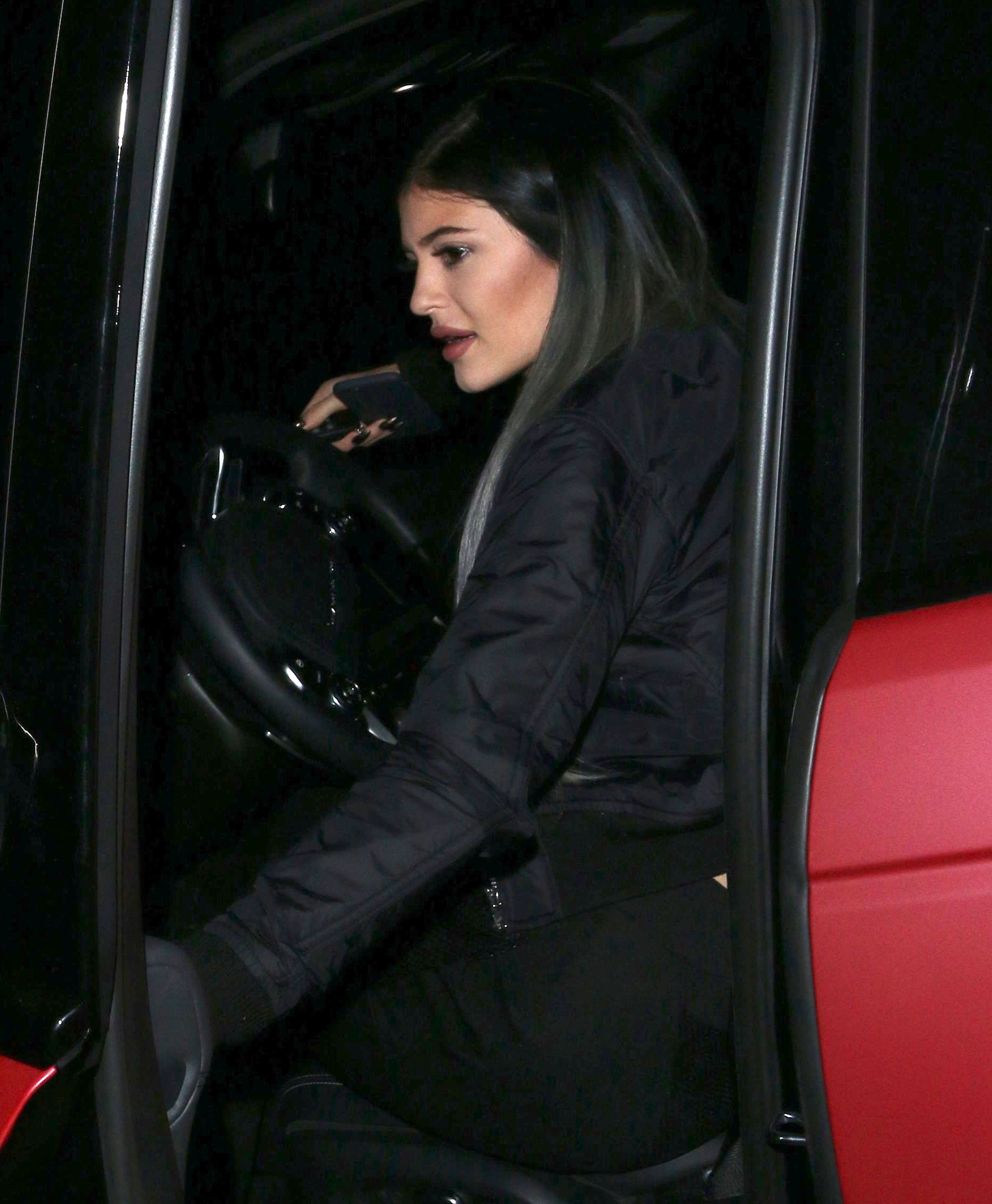 Access_Kardashian_8.jpg