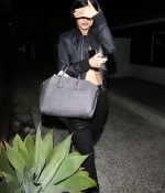 Access_Kardashian_10.jpg
