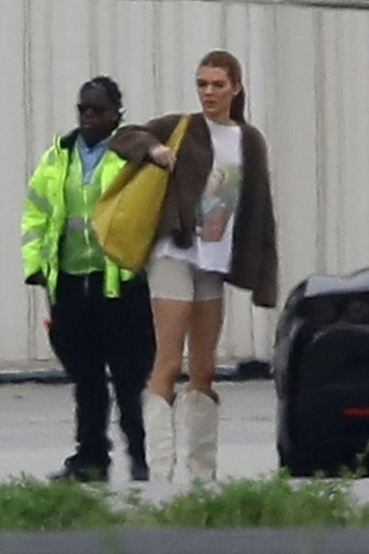 Access_Kardashian_003.jpg