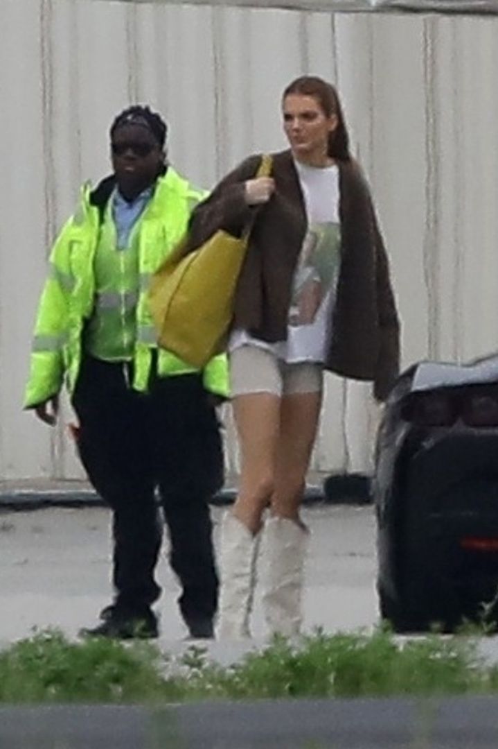 Access_Kardashian_007.jpg