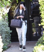 Access_Kardashian_4.jpeg
