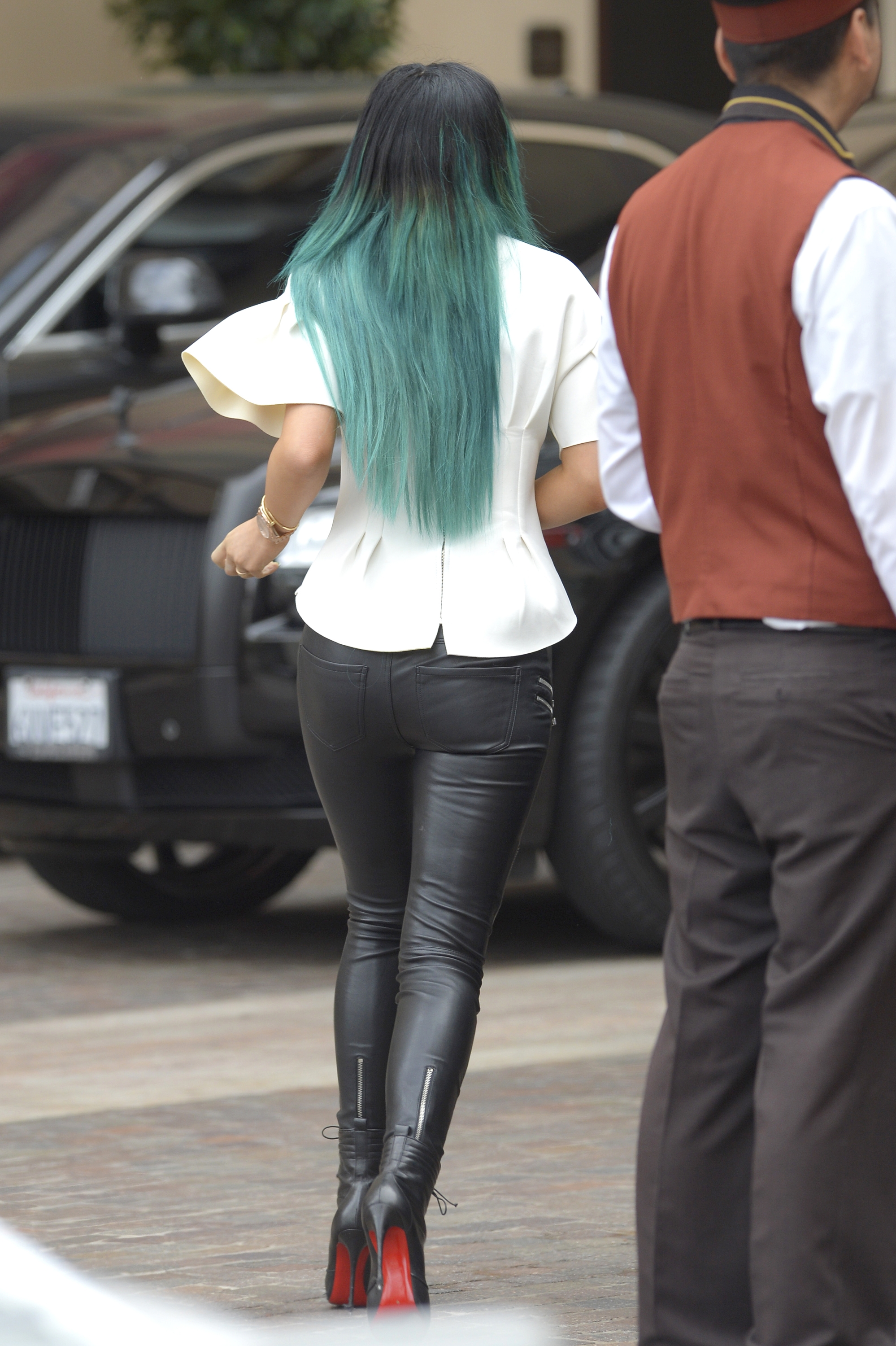 Access_Kardashian_4.jpg