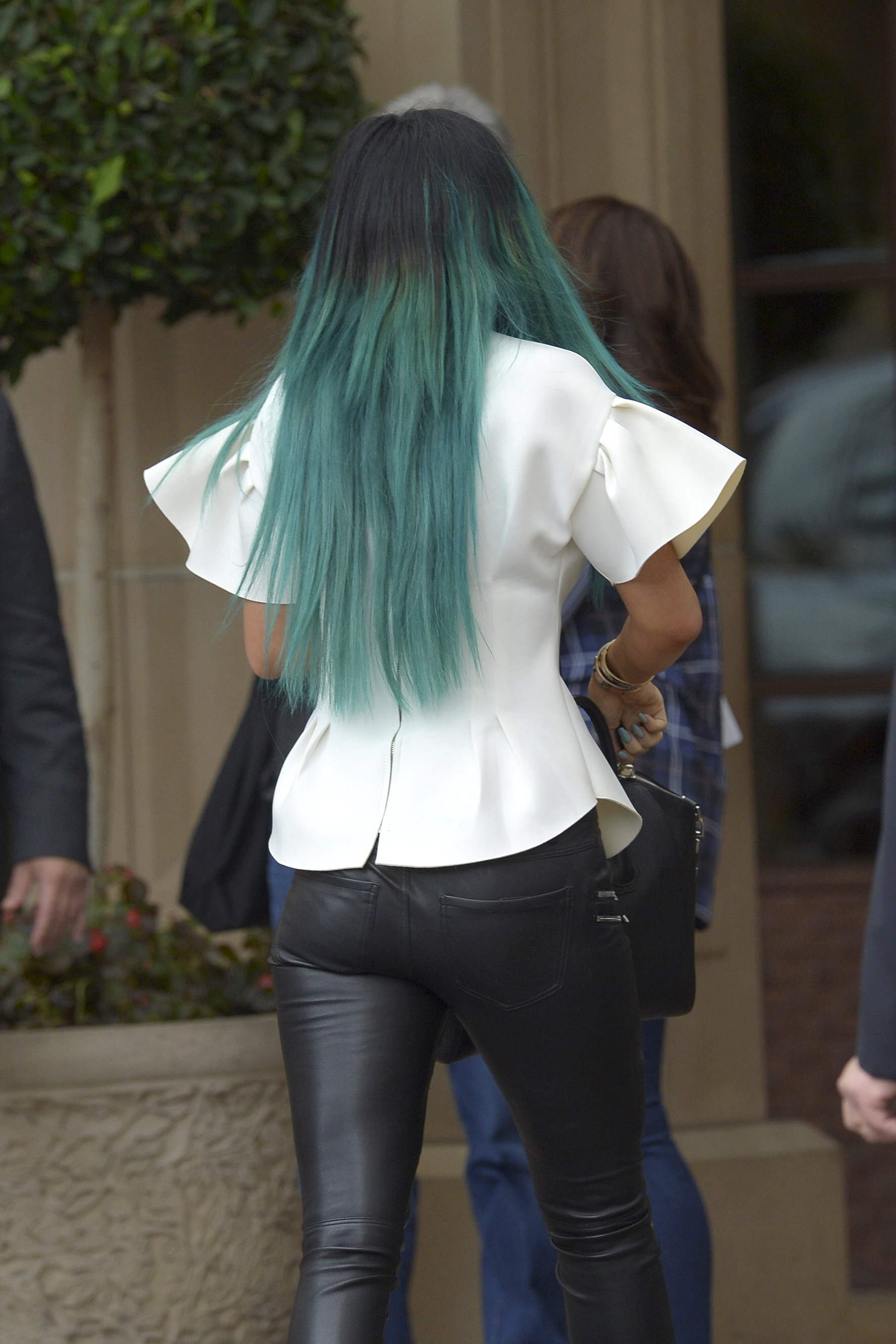 Access_Kardashian_7.jpg