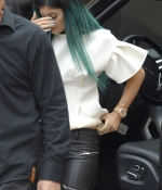 Access_Kardashian_3.jpg