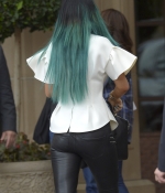 Access_Kardashian_7.jpg