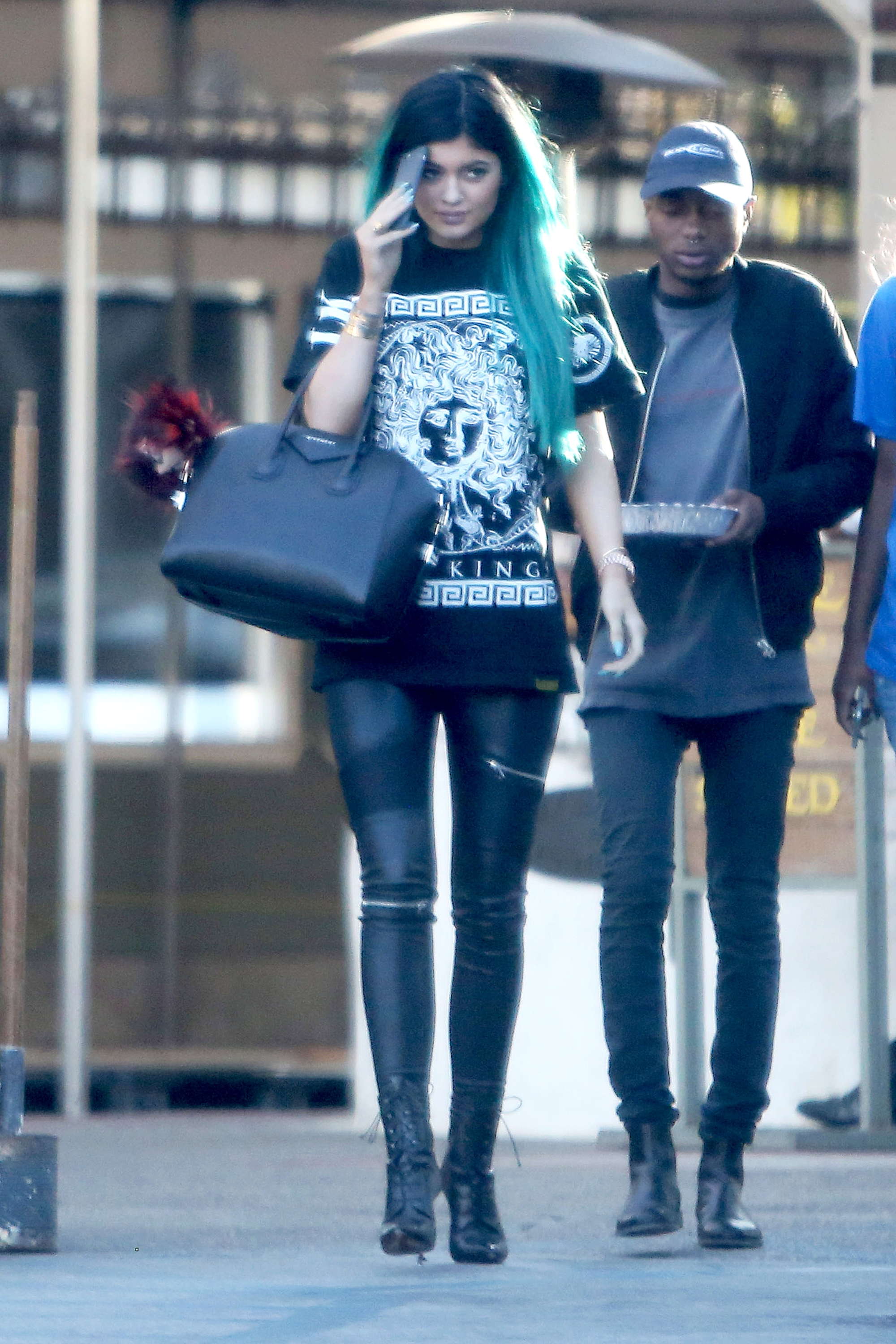 Access_Kardashian_2.jpg