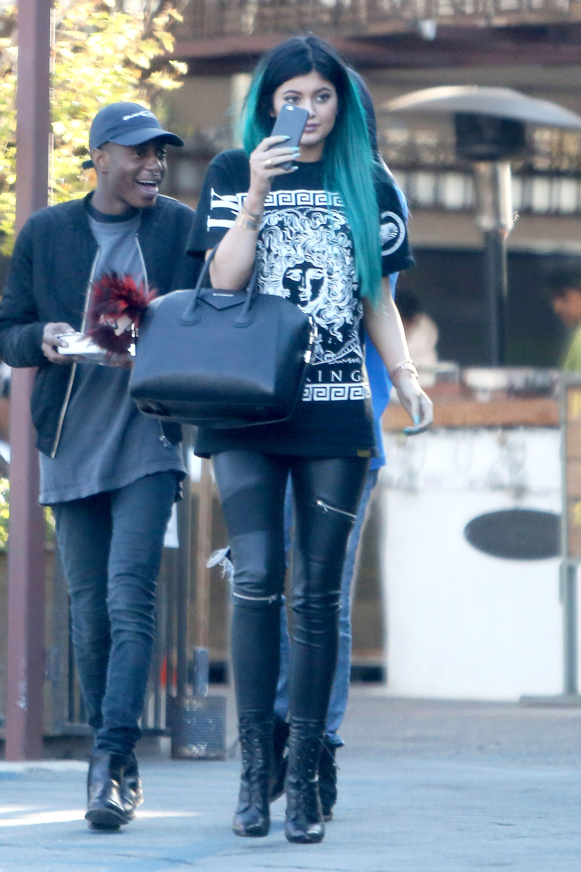 Access_Kardashian_7.jpg