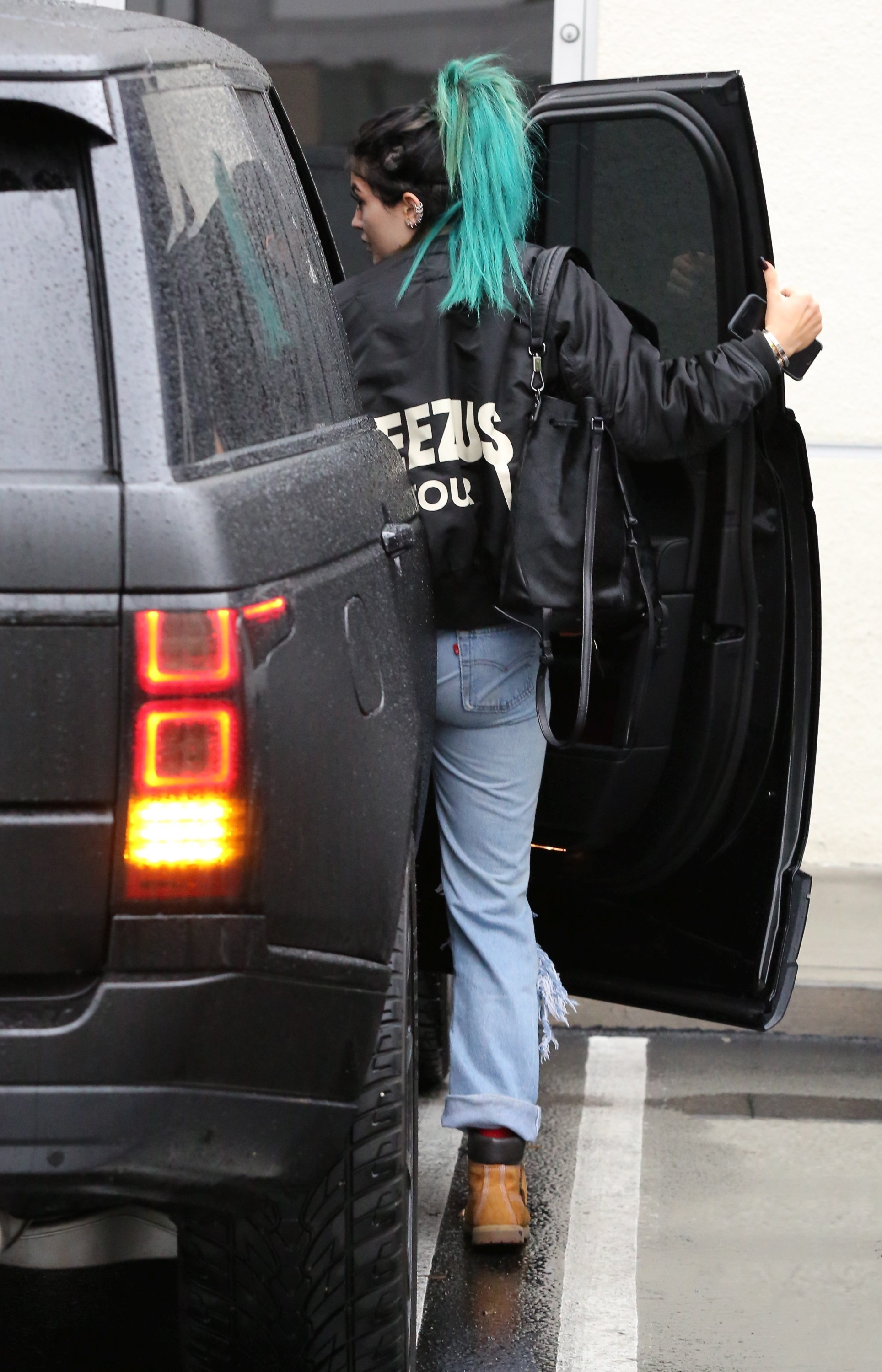 Access_Kardashian_2.jpg