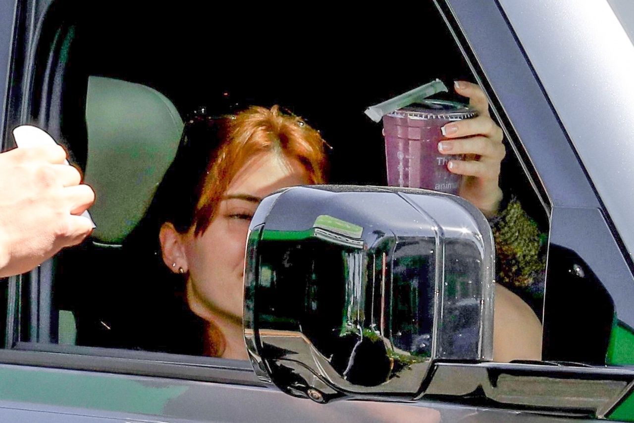 Access_Kardashian_005.jpg