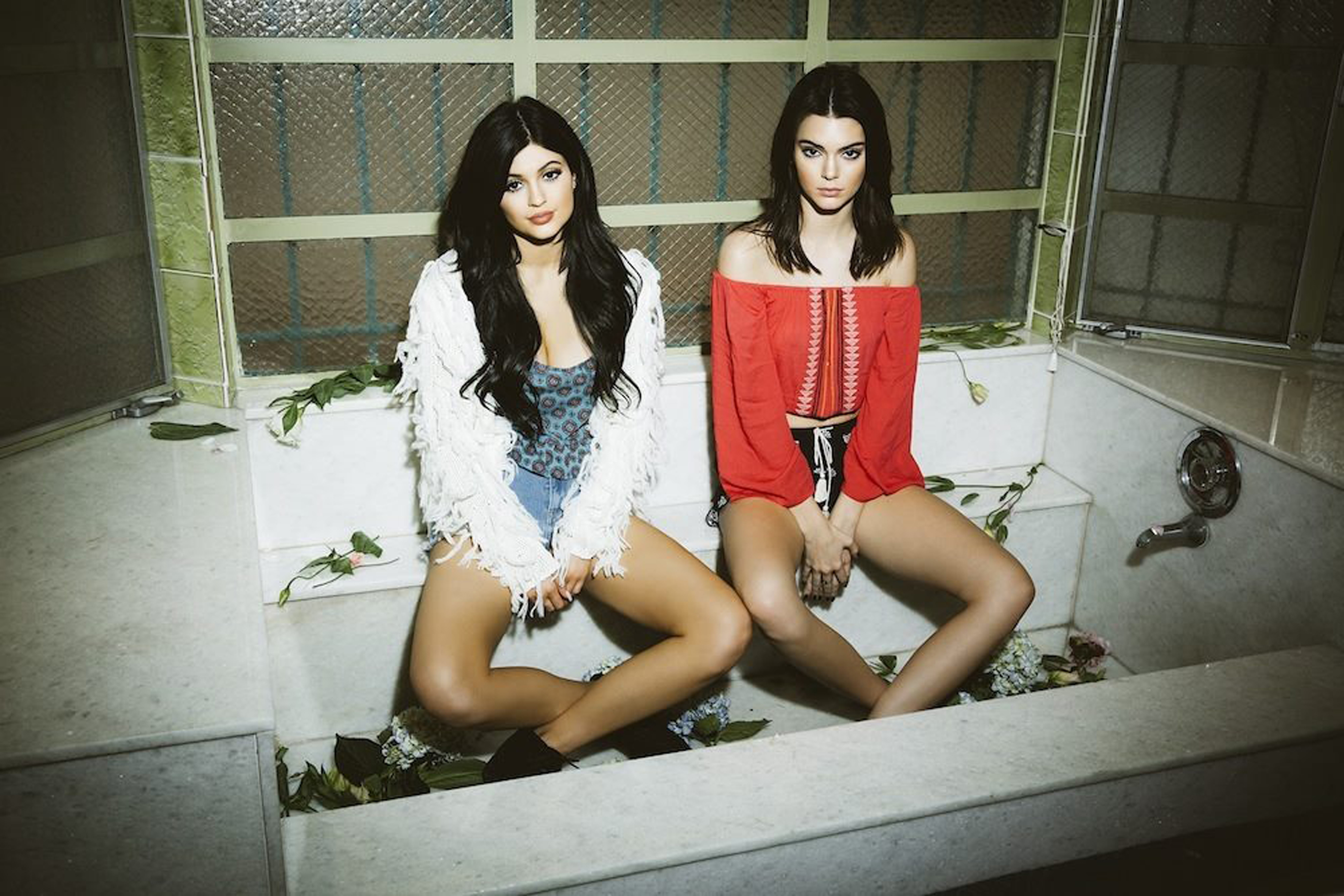Access_Kardashian_1.jpeg