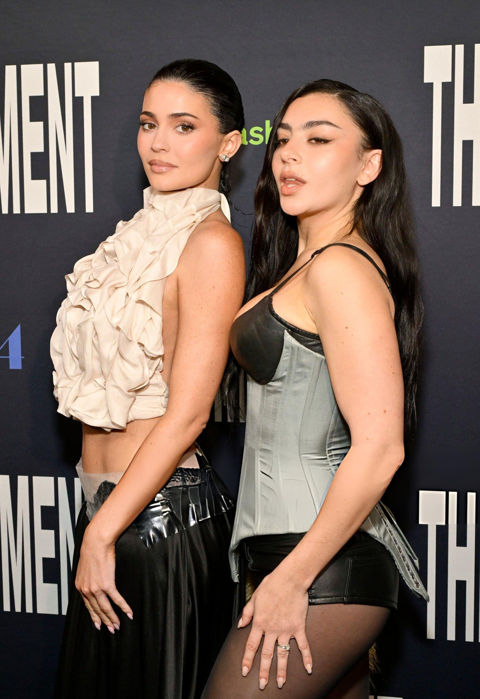 Access_Kardashian_1.jpg