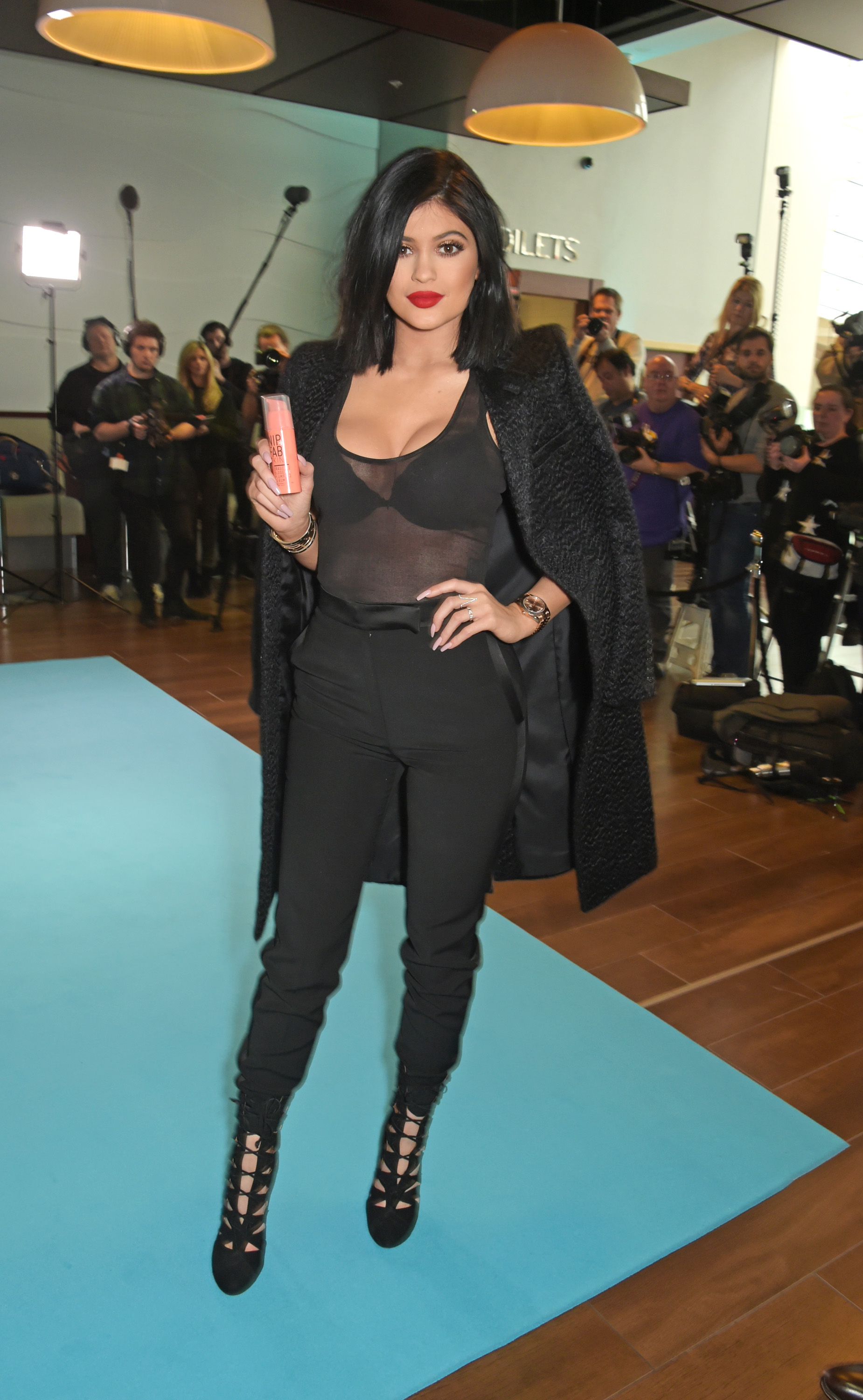 Access_Kardashian_28.jpg
